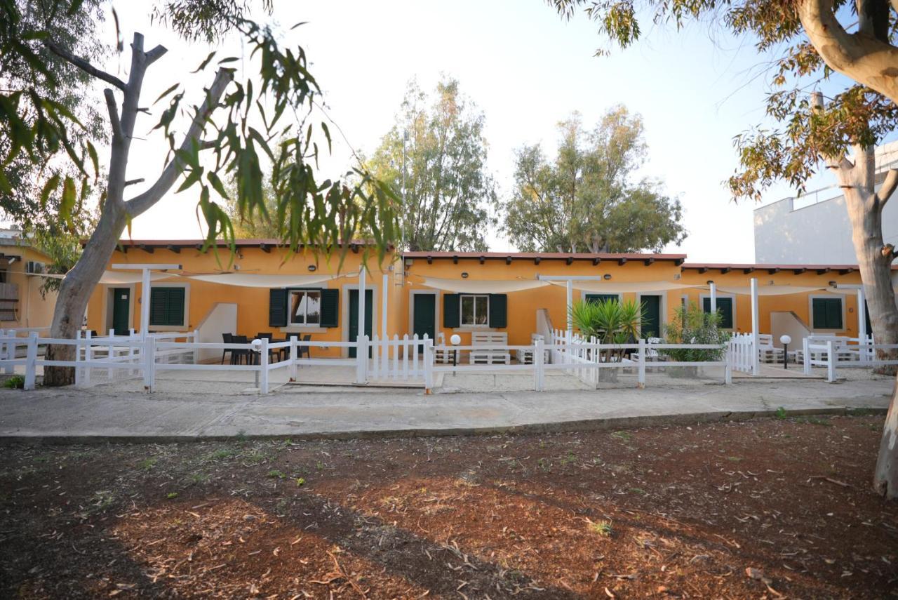 keys Bungalow Marina di Modica Bagian luar foto